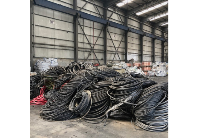 Mixed energy cable i